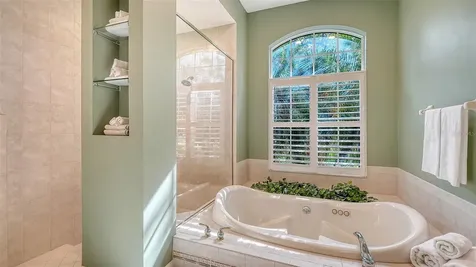 7312 Pine Valley Street Bradenton FL 34202