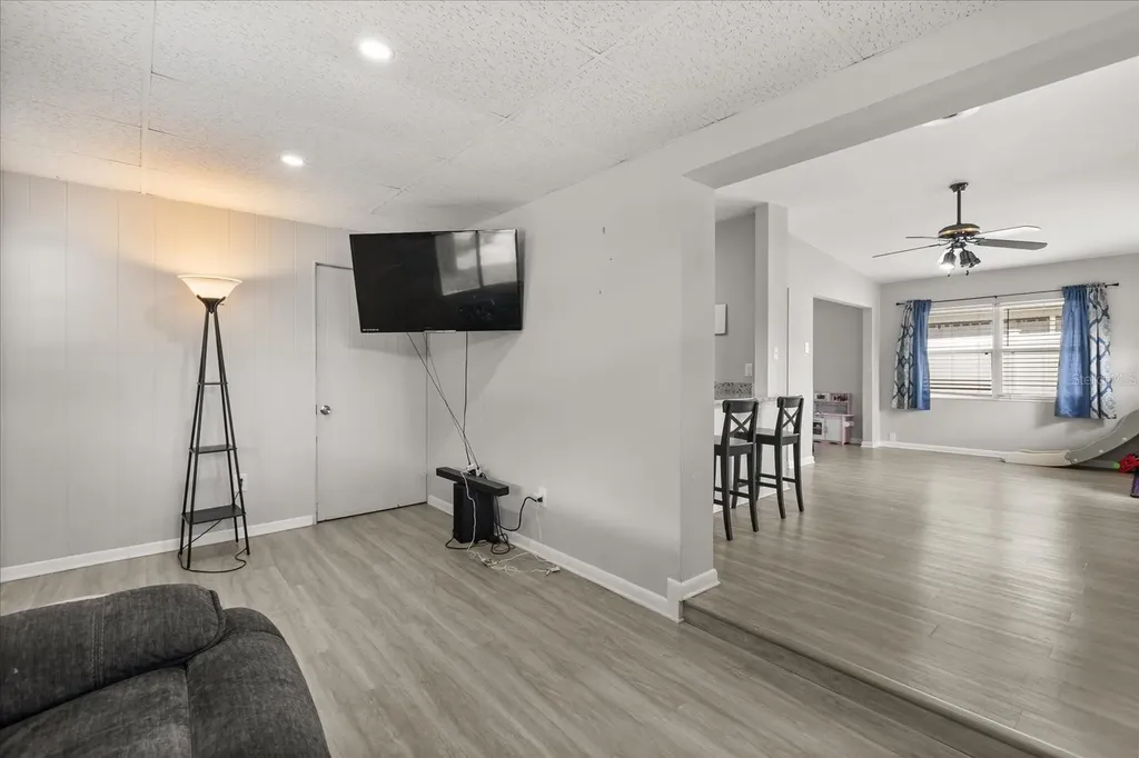 609 E Highland Street Altamonte Springs FL 32701