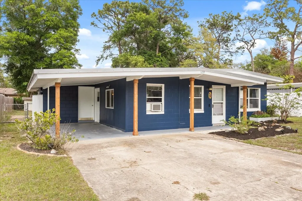 609 E Highland Street Altamonte Springs FL 32701
