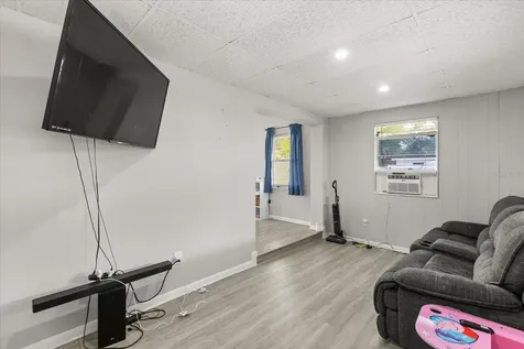 609 E Highland Street Altamonte Springs FL 32701