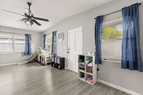 609 E Highland Street Altamonte Springs FL 32701