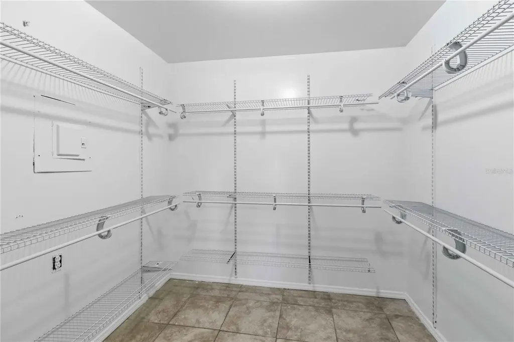 38308 Collins Avenue Zephyrhills FL 33542