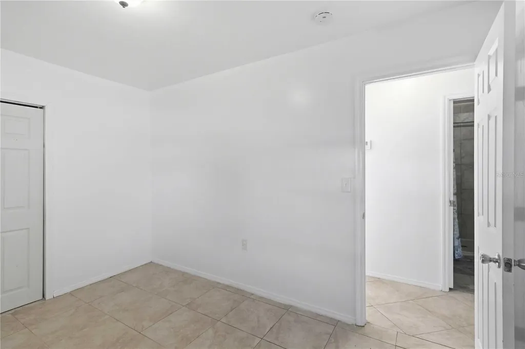 38308 Collins Avenue Zephyrhills FL 33542