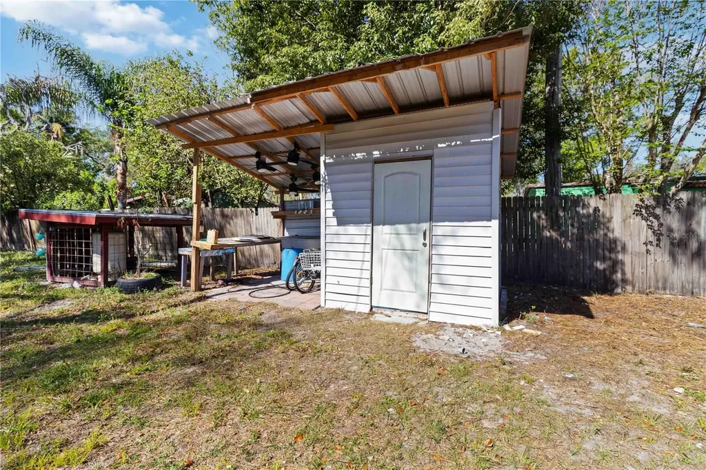 38308 Collins Avenue Zephyrhills FL 33542