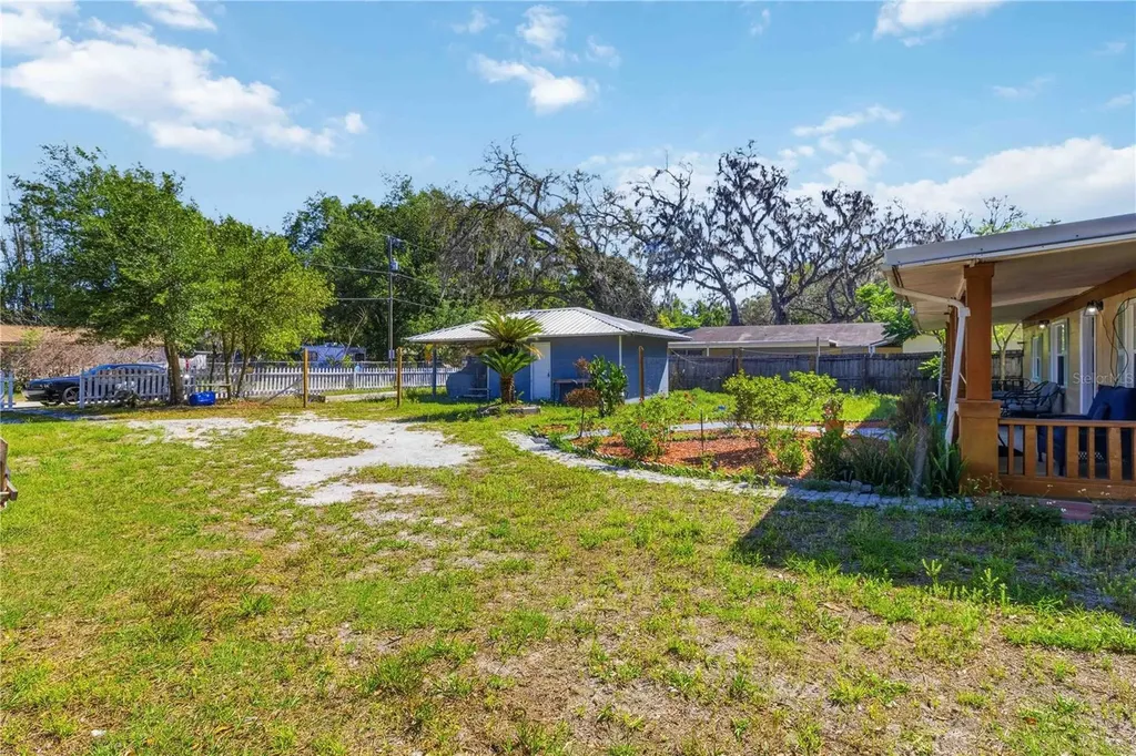38308 Collins Avenue Zephyrhills FL 33542