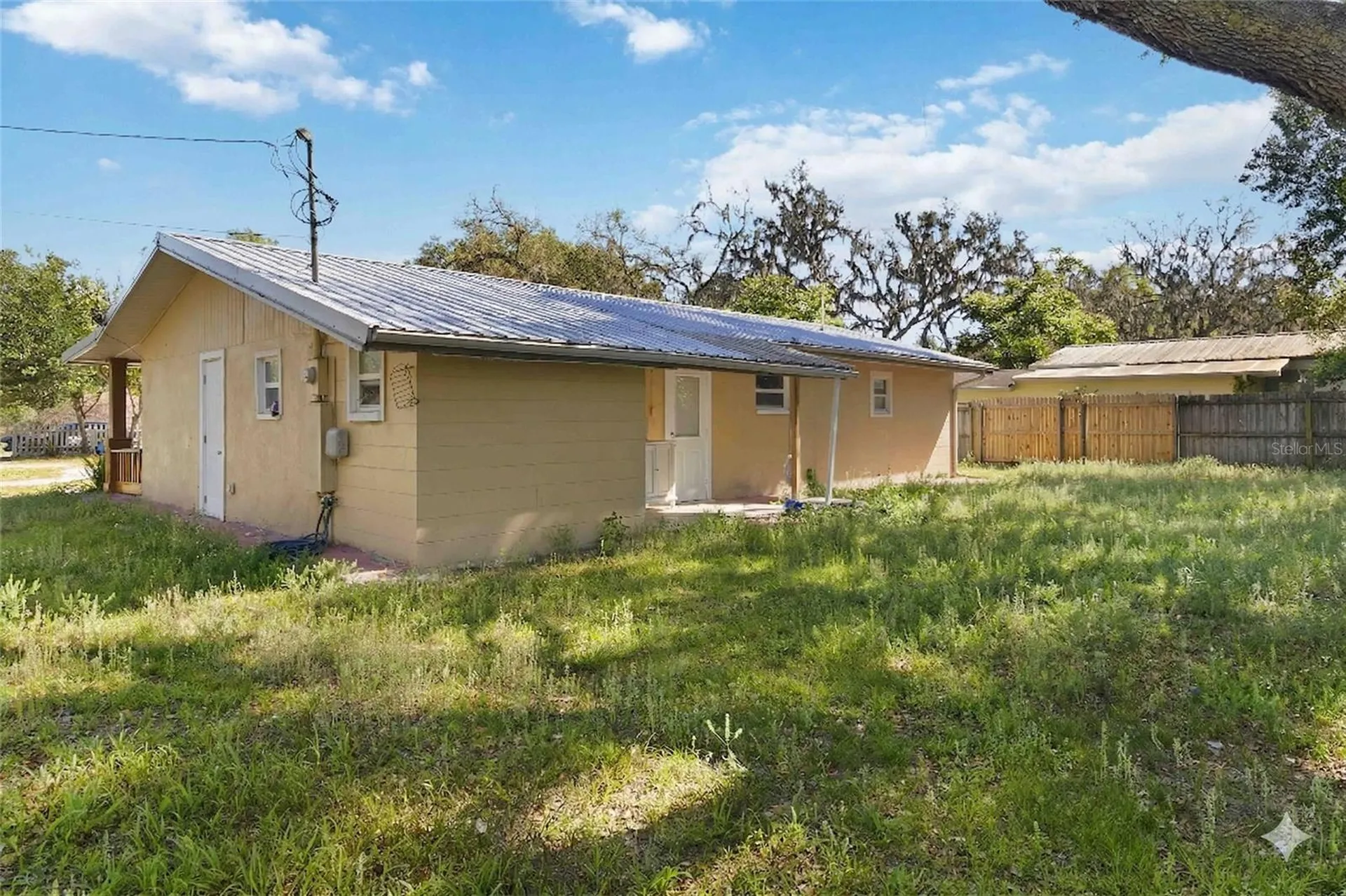 38308 Collins Avenue Zephyrhills FL 33542