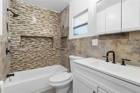 38308 Collins Avenue Zephyrhills FL 33542