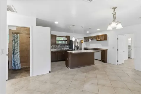 38308 Collins Avenue Zephyrhills FL 33542