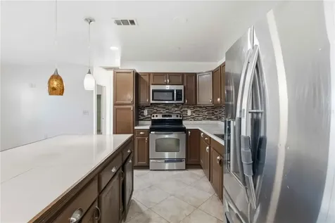 38308 Collins Avenue Zephyrhills FL 33542