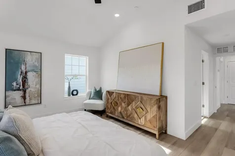 1912 W Chestnut Street Tampa FL 33607