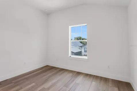 1912 W Chestnut Street Tampa FL 33607