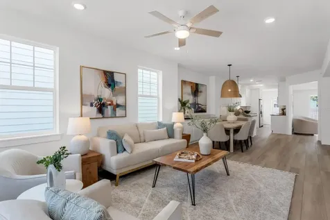 1912 W Chestnut Street Tampa FL 33607