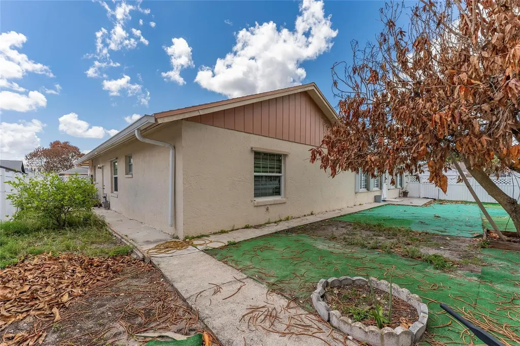 2779 Muscatello Street Orlando FL 32837