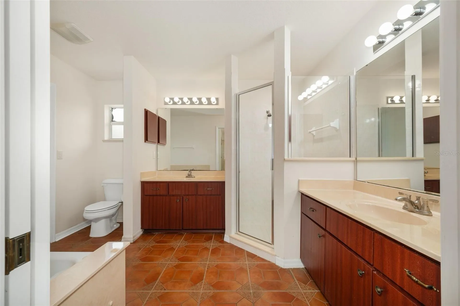 5090 SE 28th Street Ocala FL 34480