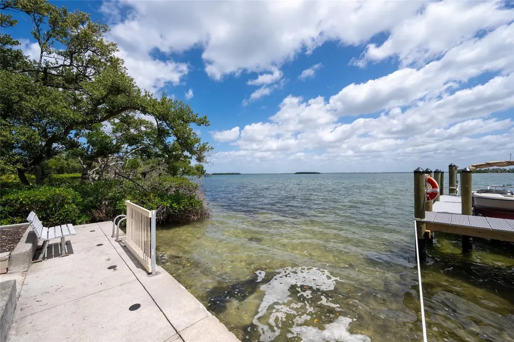 3804 Gulf Of Mexico Drive Longboat Key FL 34228