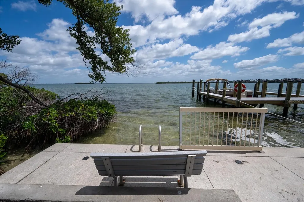3804 Gulf Of Mexico Drive Longboat Key FL 34228
