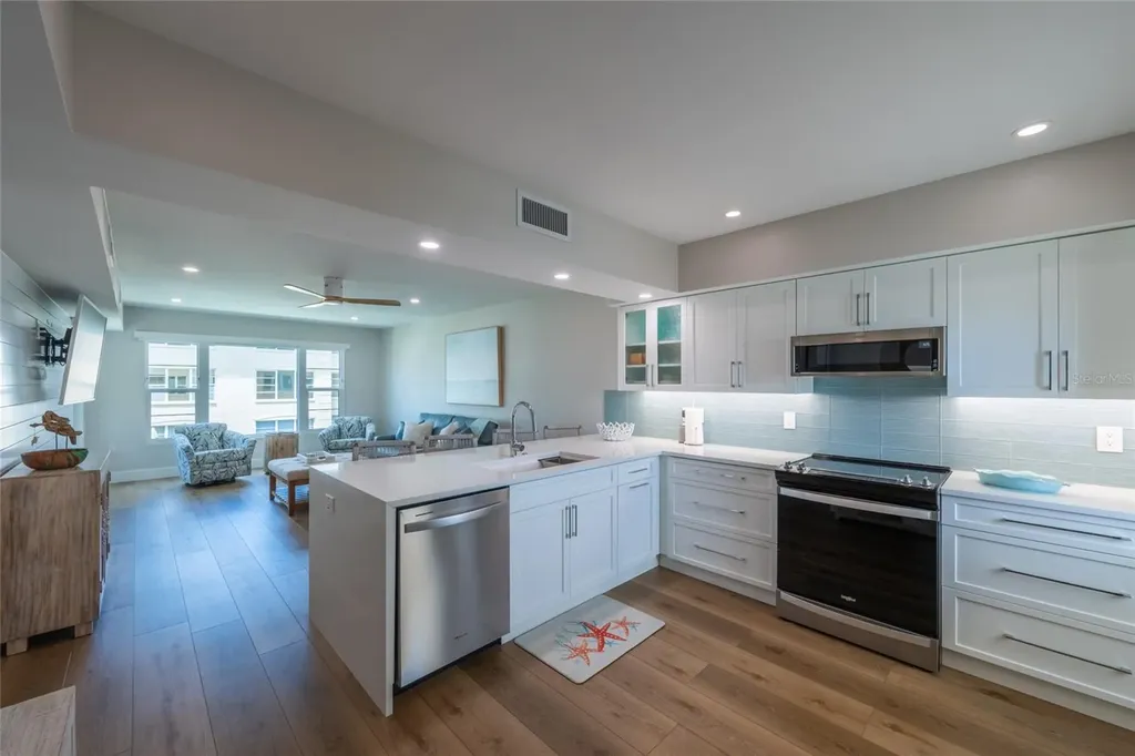 3804 Gulf Of Mexico Drive Longboat Key FL 34228