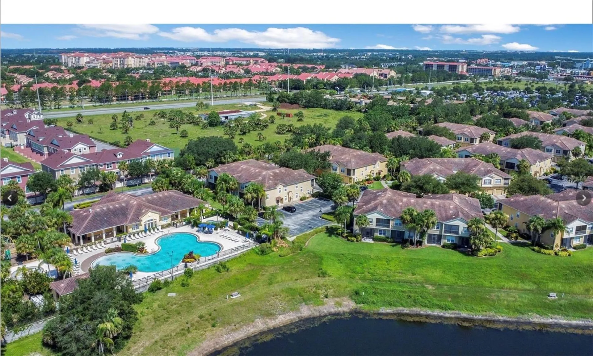 2711 Oakwater Drive Kissimmee FL 34747