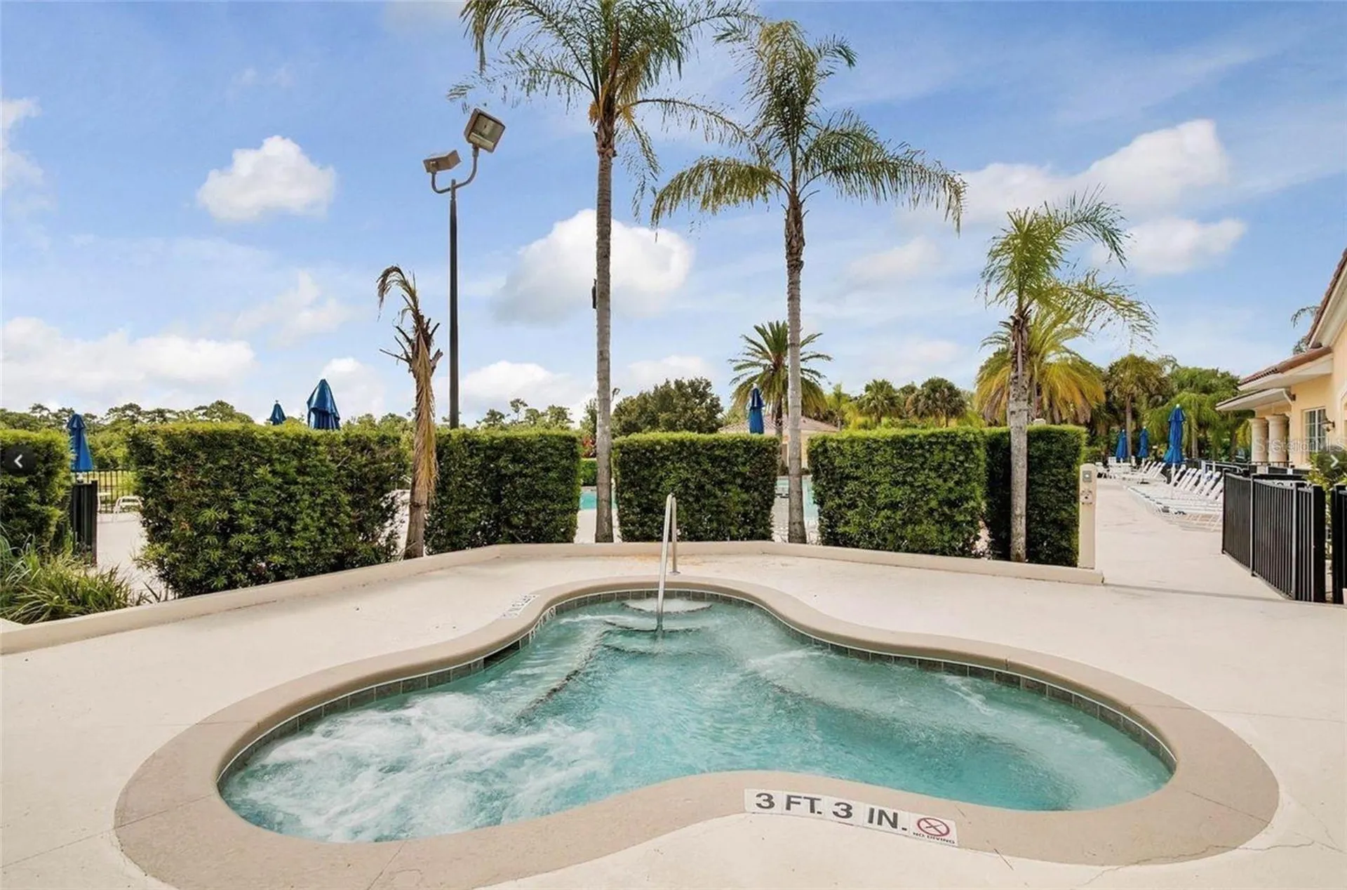 2711 Oakwater Drive Kissimmee FL 34747