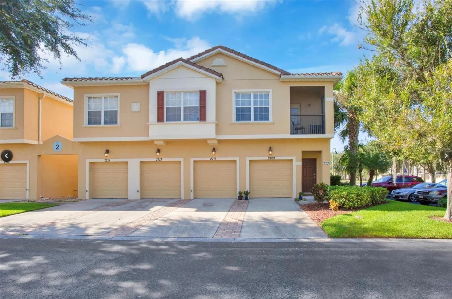 2711 Oakwater Drive Kissimmee FL 34747