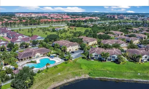 2711 Oakwater Drive Kissimmee FL 34747