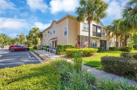 2711 Oakwater Drive Kissimmee FL 34747