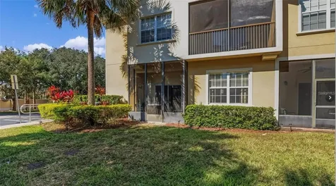 2711 Oakwater Drive Kissimmee FL 34747