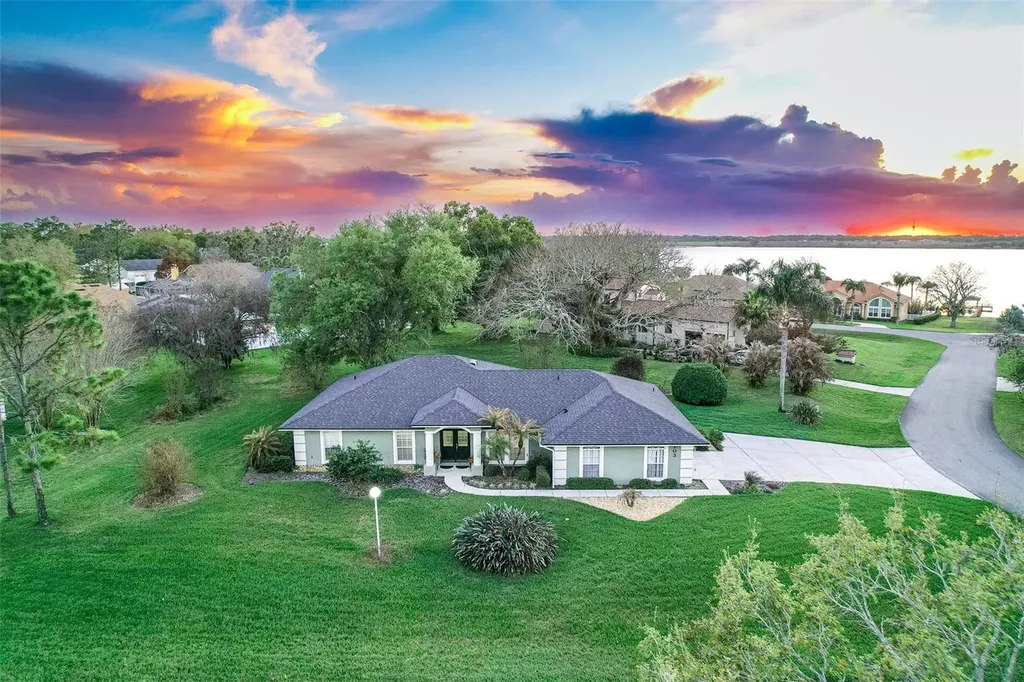 103 Glistening Drive Auburndale FL 33823