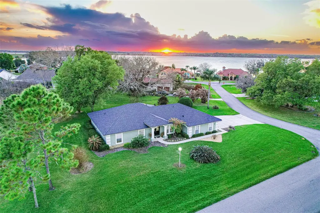 103 Glistening Drive Auburndale FL 33823
