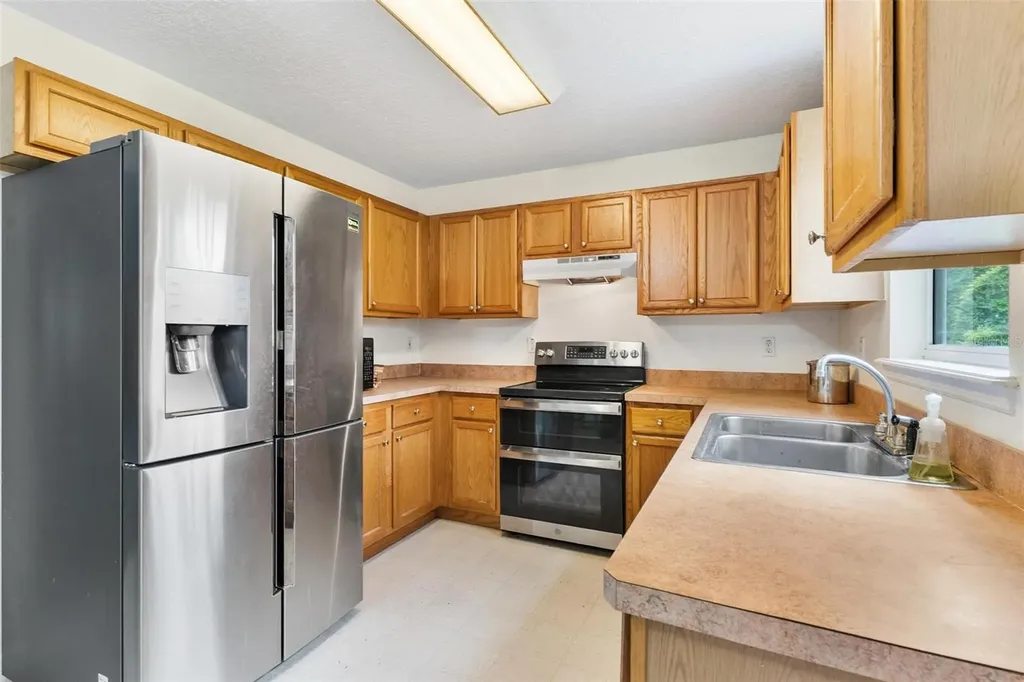 20825 County Road 44a Eustis FL 32736