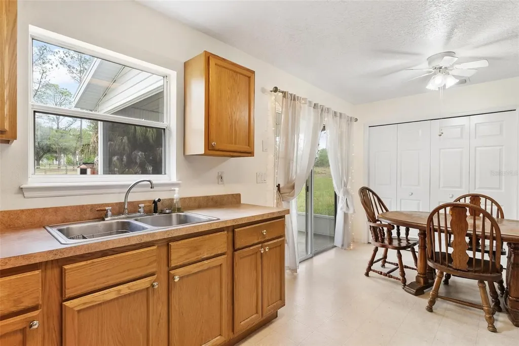 20825 County Road 44a Eustis FL 32736