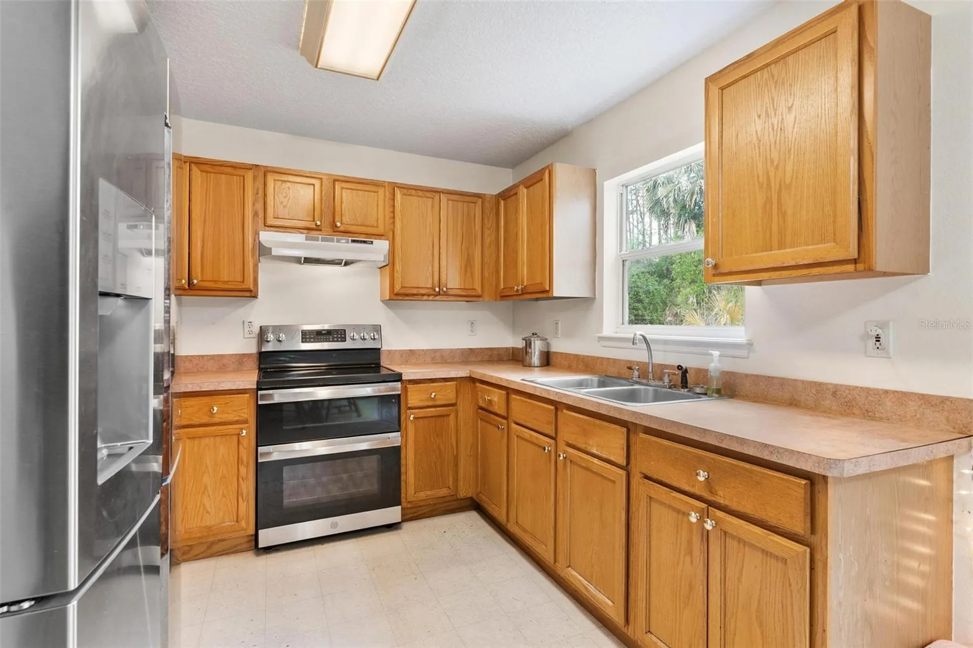 20825 County Road 44a Eustis FL 32736
