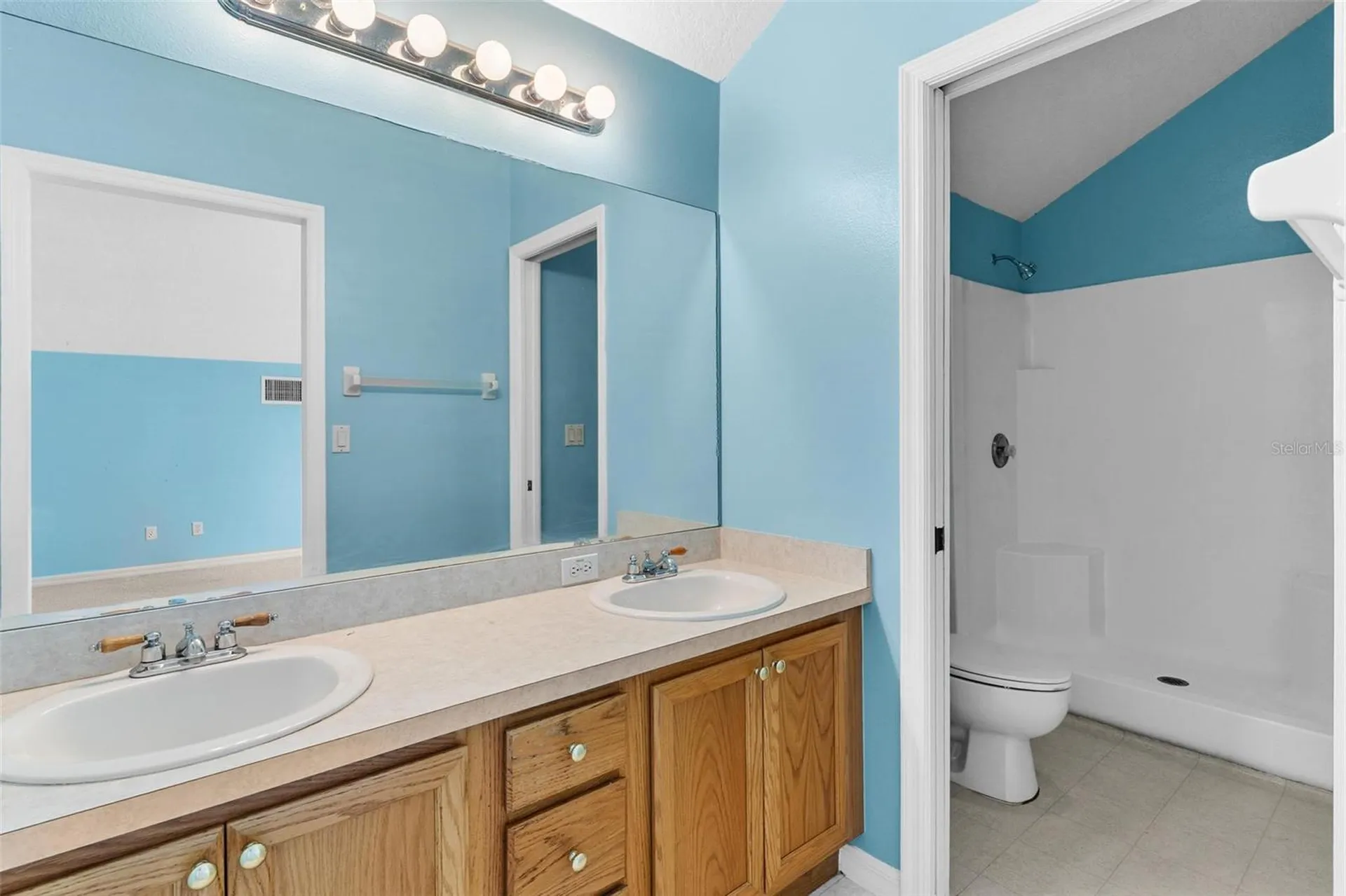 20825 County Road 44a Eustis FL 32736