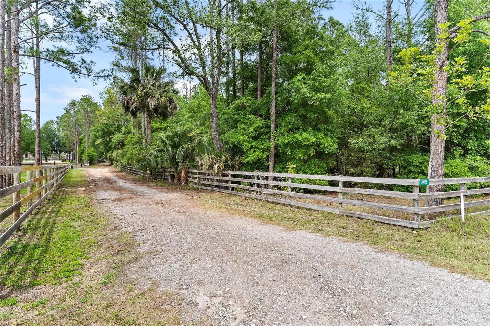 20825 County Road 44a Eustis FL 32736