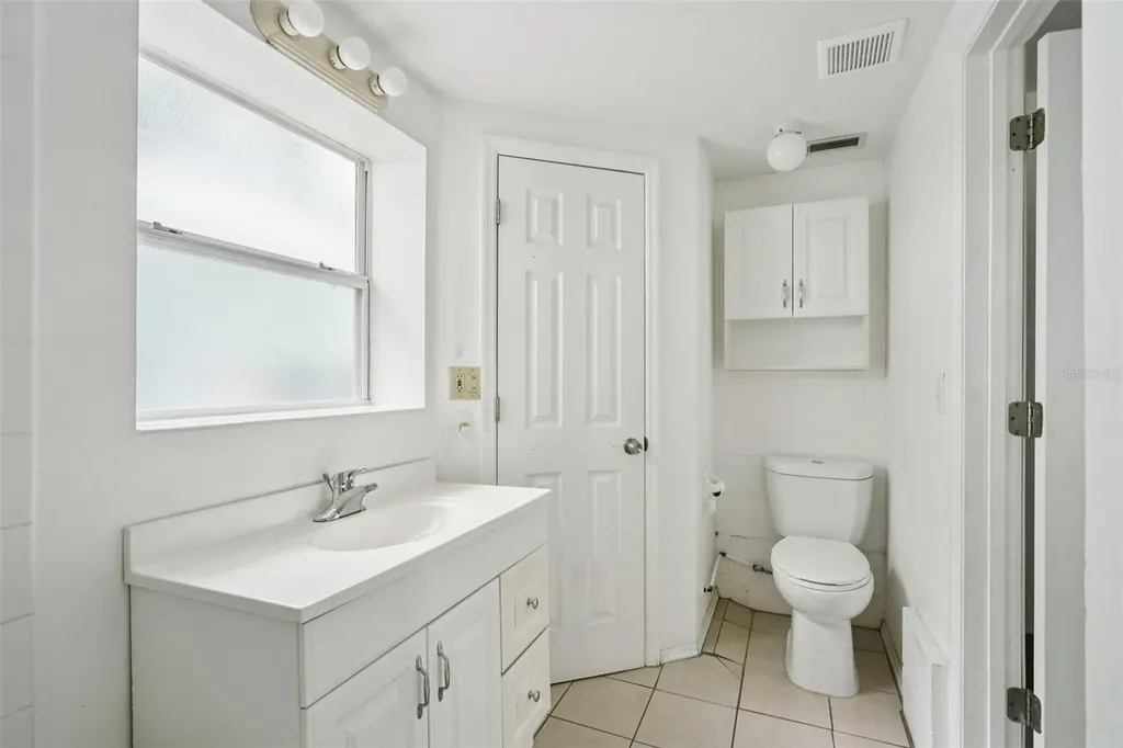12385 SE 135th Court Ocklawaha FL 32179