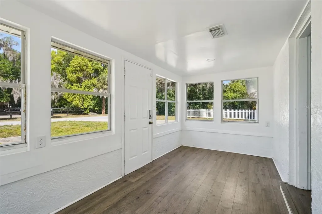 12385 SE 135th Court Ocklawaha FL 32179