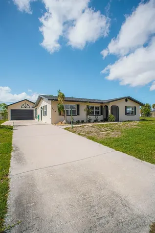 549 Lakemont Avenue NW Port Charlotte FL 33952