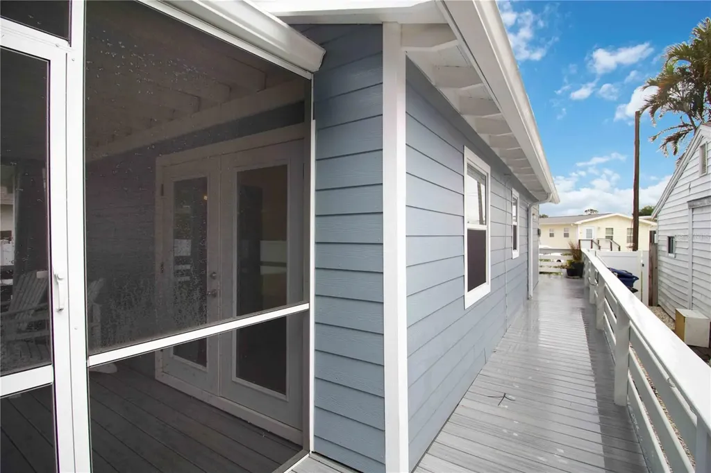 2134 Hively Street Sarasota FL 34231