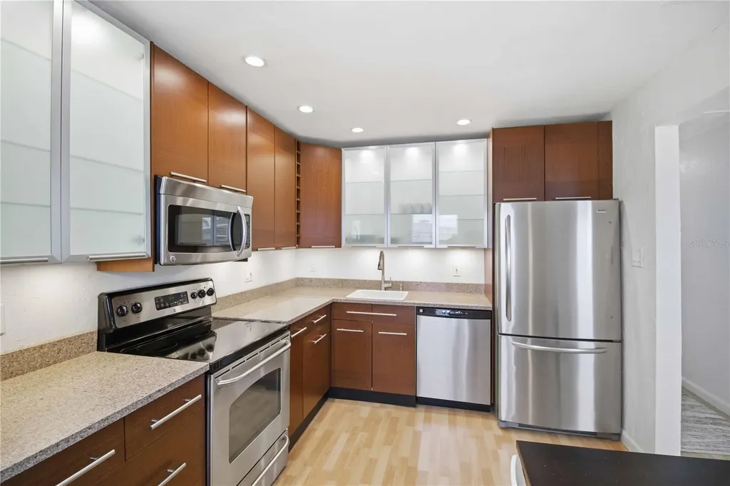 2134 Hively Street Sarasota FL 34231