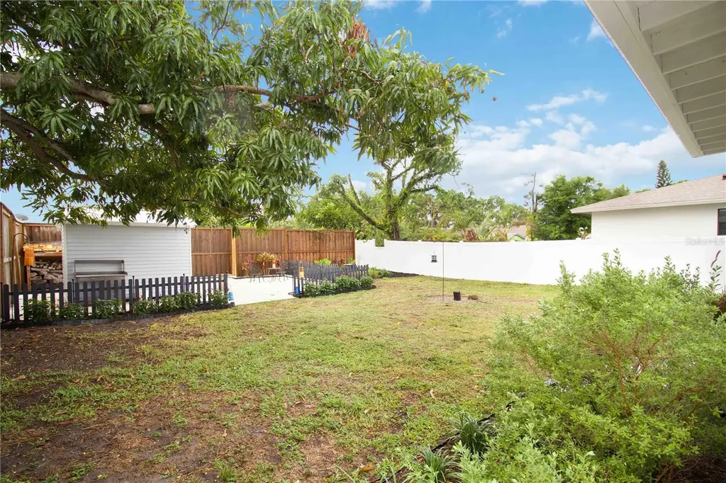 2134 Hively Street Sarasota FL 34231