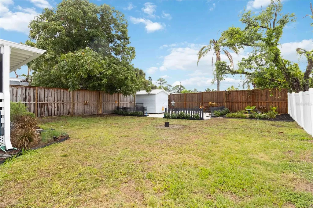 2134 Hively Street Sarasota FL 34231