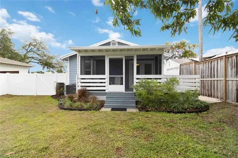 2134 Hively Street Sarasota FL 34231