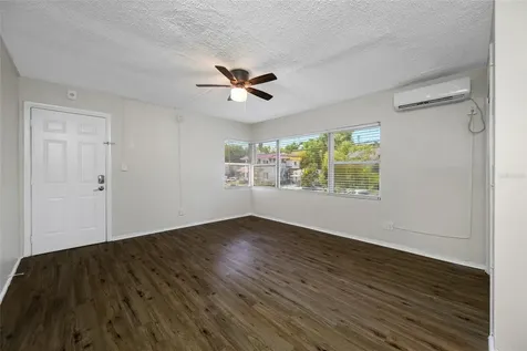425 2nd Street N St Petersburg FL 33701