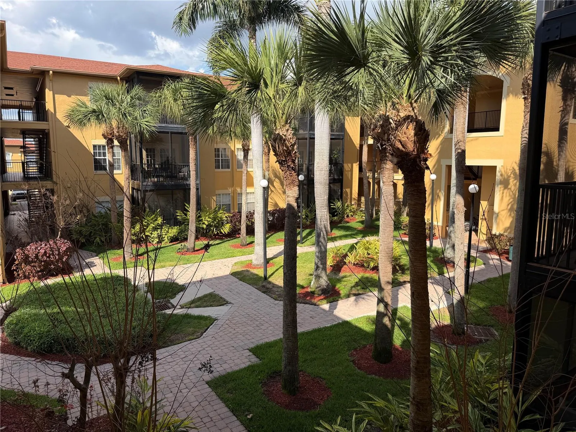 4333 Bayside Village Drive Tampa FL 33615