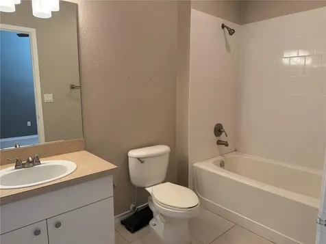 4333 Bayside Village Drive Tampa FL 33615