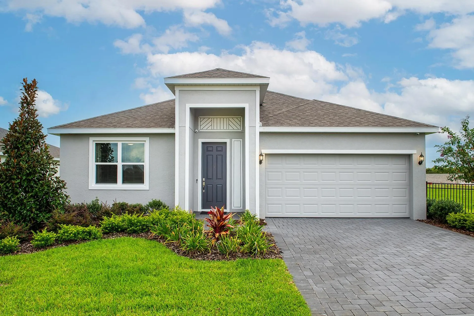 2605 Priya Drive Tavares FL 32778