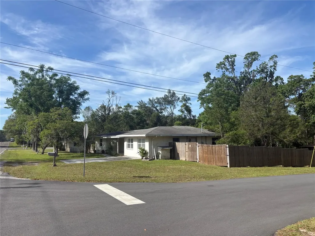 3922 S Apopka Avenue Inverness FL 34452