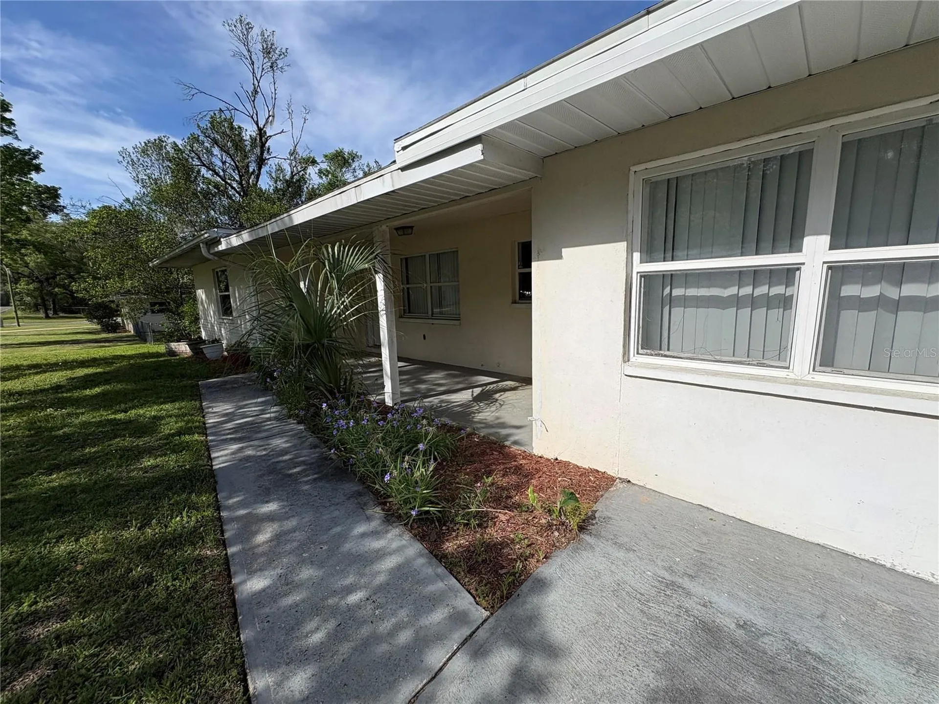 3922 S Apopka Avenue Inverness FL 34452