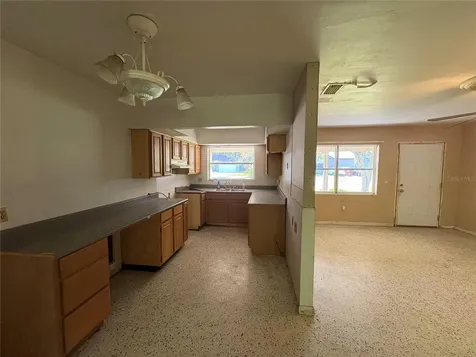 3922 S Apopka Avenue Inverness FL 34452