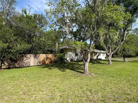 3922 S Apopka Avenue Inverness FL 34452